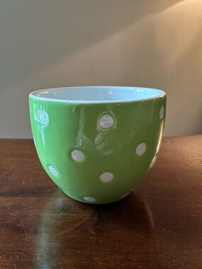 Signature housewares • polka-dot ice cream bowl